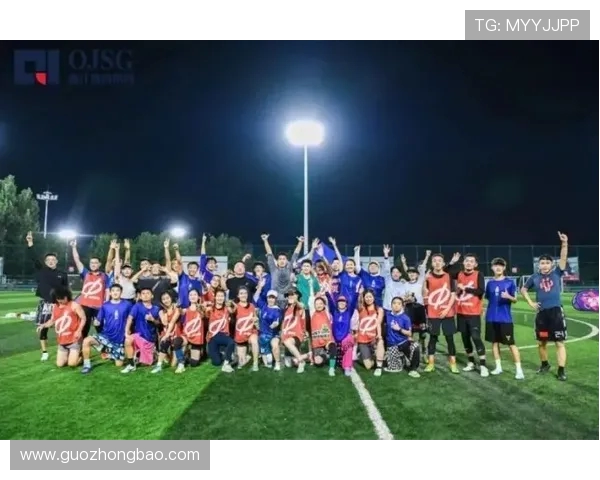 杭州飞盘队在攀岩联赛中的团队协作表现分析与点评